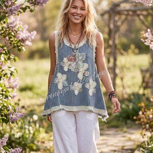 LAST ONE POL Denim 70s Boho Baby Flower Patchwork Frayed Edge Denim Jean Top